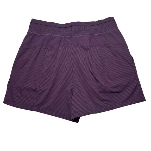 Lululemon Dance Studio High-Rise Short 3.5" *Grape Thistle - Picture 4 of 9